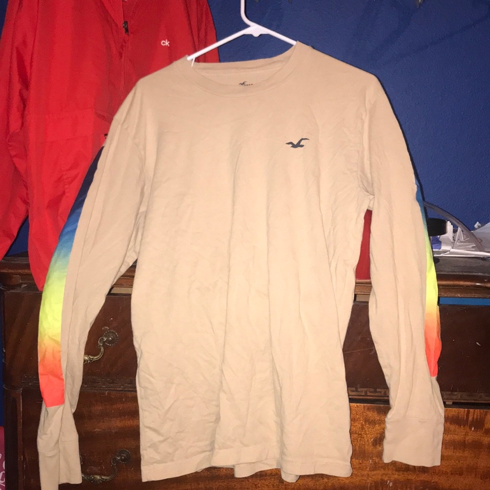 Hollister long-sleeve tee (Rainbow sleeve)